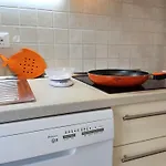 بيت للعطل Mit 2 Schwimmbaedern *