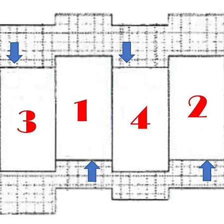Mit 2 Schwimmbaedern Vakantiehuis Bibione