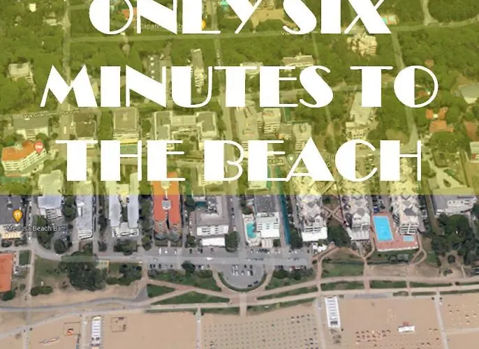 Mit 2 Schwimmbaedern Casa vacanze Bibione